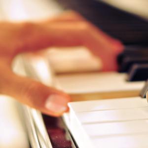 叶书记和白雪玲的爱情故事背景
